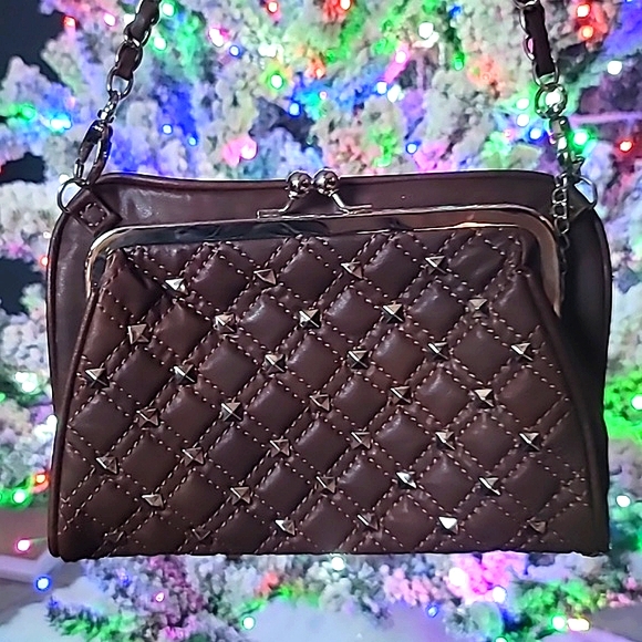 Hananel Silver Studded Brown Clutch with Kisslock, Detachable Strap Shoulder Bag - Picture 1 of 9